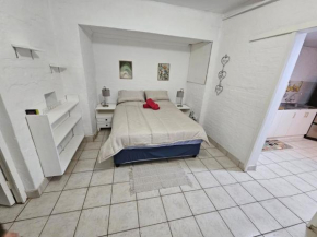 Corner Cottage - All to yourself